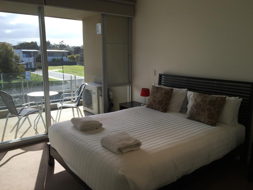 Onshore Torquay Bilik gambar