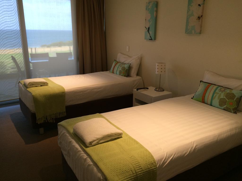 Onshore Torquay Bilik gambar